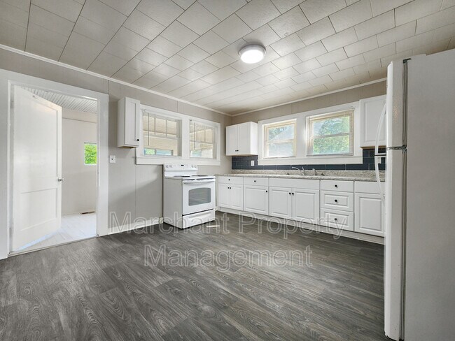 Building Photo - 108 Frey Rd