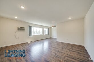 Building Photo - 6546-6542 Sepulveda Blvd