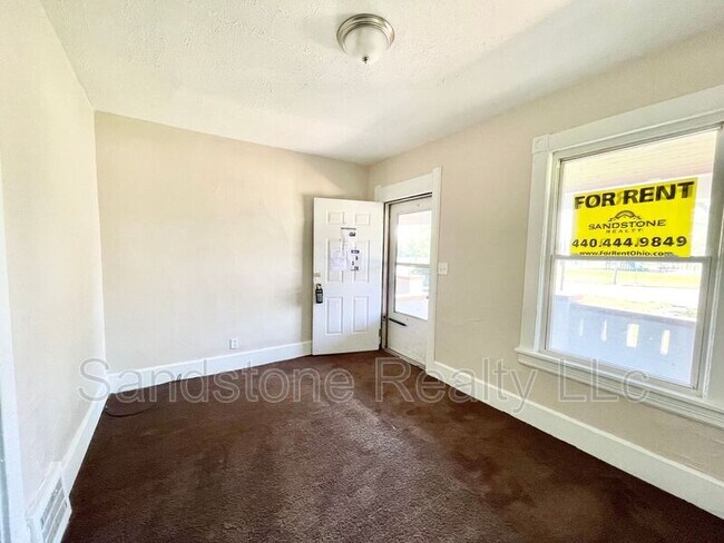 Foto del edificio - 1637-1639 E 31st St