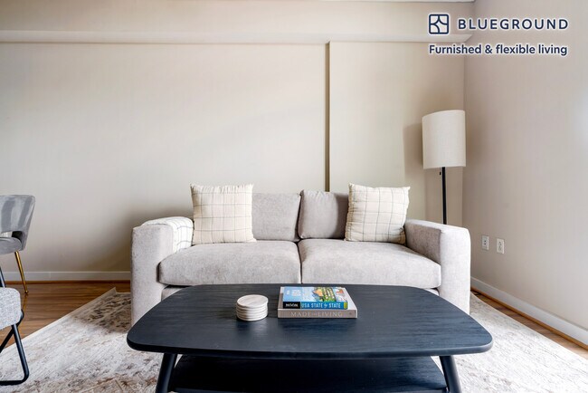 Foto del edificio - 1825 7th St NW