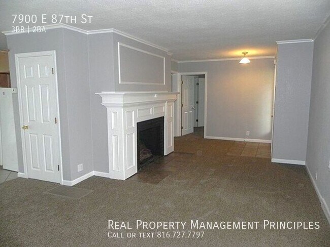 Building Photo - Updated 3 Bedroom, 2 Bathroom Home with La...