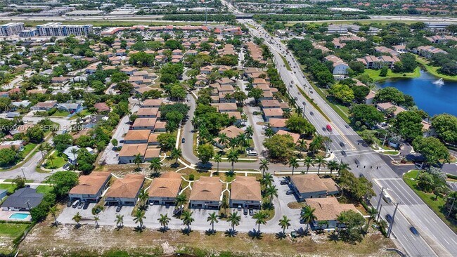 Building Photo - 2107 Catherine Dr