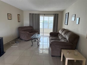 Building Photo - 8135 Sunrise Lakes Blvd