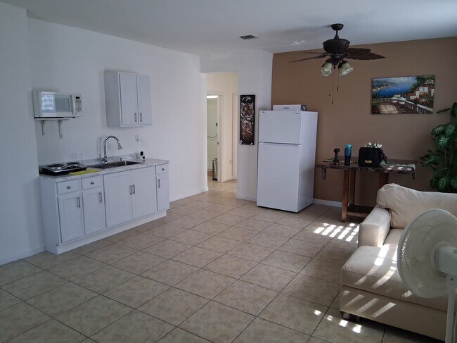 Building Photo - 24514 SW 115th Ct