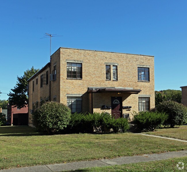 Building Photo - 431 Claranna Ave
