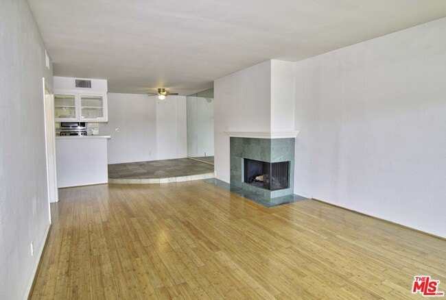 Foto del edificio - 521 Montana Ave