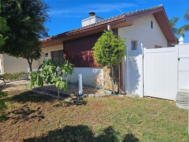 Foto del edificio - 11557 124th Terrace N