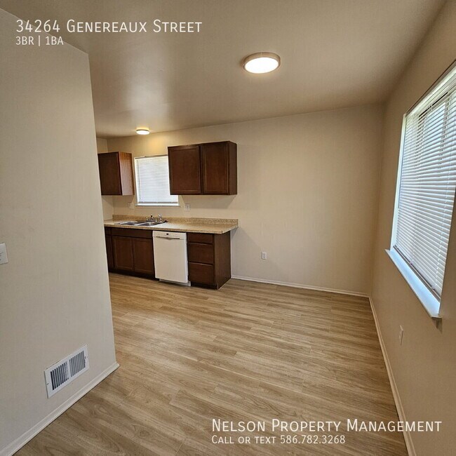 Foto del edificio - 34264 Genereaux St