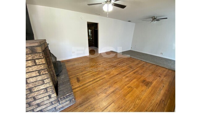 Building Photo - 2510 Kenosha Ave