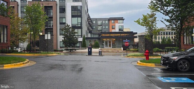 Foto del edificio - 102 St Ives Pl