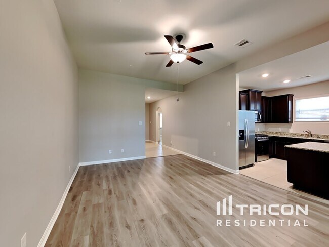 Building Photo - 8859 Oval Glass Street Conroe TX