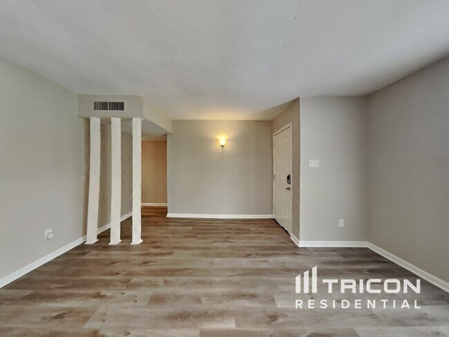 Foto del edificio - 22703 Post Gate Dr