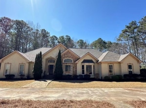 Building Photo - 3665 Annandale Ln
