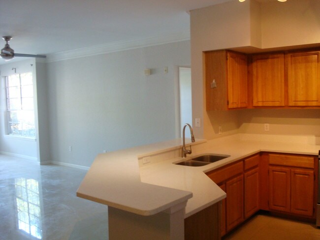 Building Photo - 13036 Mulberry Park Dr