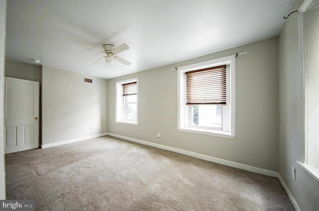 Primary Photo - 112 Dawson St
