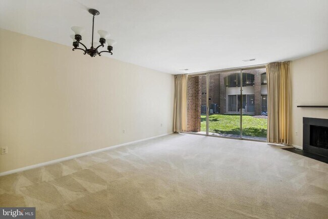 Foto del edificio - 650 15th St S