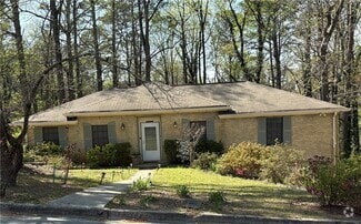 Building Photo - 3211 Flamingo Dr