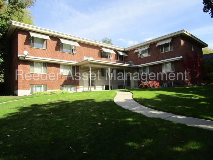 Primary Photo - 1055 E 2nd Ave