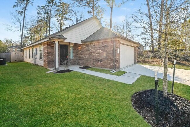 Building Photo - 3404 Cannon Dr