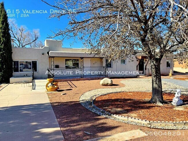 Building Photo - Great 4 bedroom home