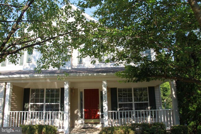 Building Photo - 8213 Tenbrook Dr