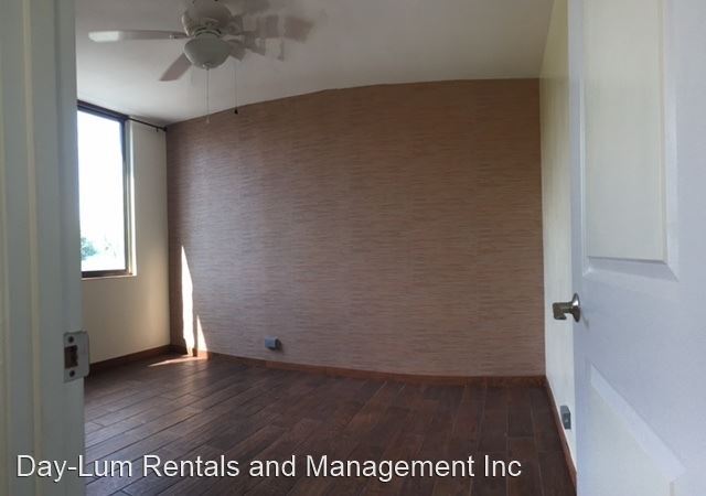 Foto del edificio - 2 br, 1 bath House - 1875 Kalanianaole Ave...