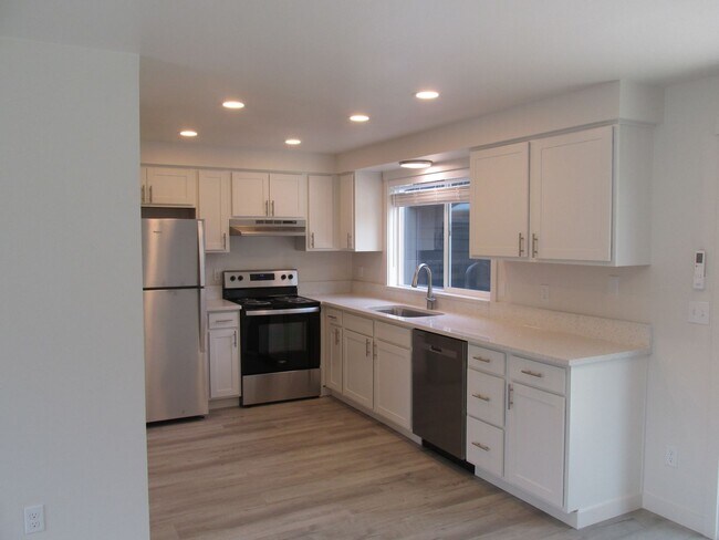 Foto del edificio - Fairhaven Ave., W. 421-425