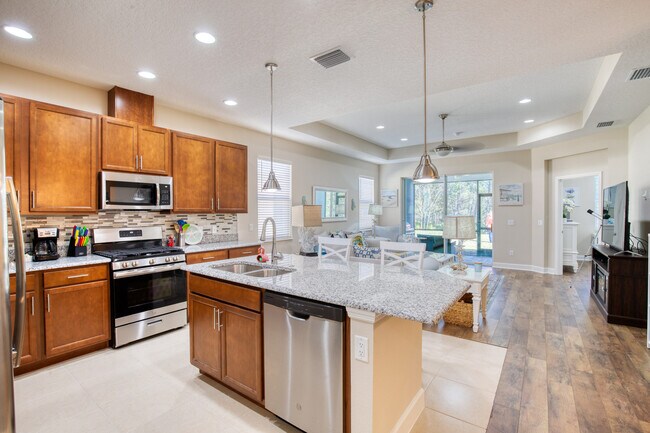 Building Photo - 1020 Seashell Ct