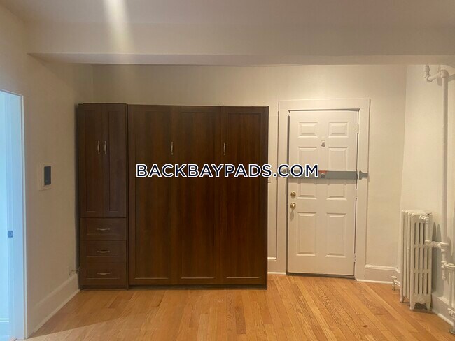 Foto del edificio - 458 Beacon St