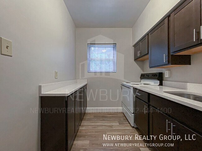 Building Photo - 319 San Juan Dr