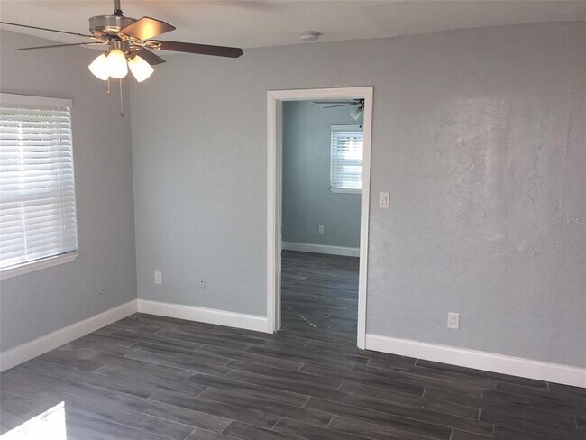 Foto del edificio - 214 12th Ave N