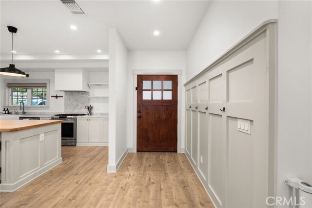 Foto del edificio - 332 W 23rd St