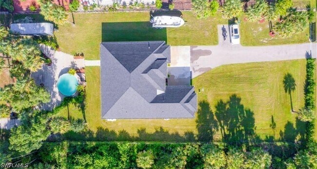 Foto del edificio - 3502 40th Ave SE