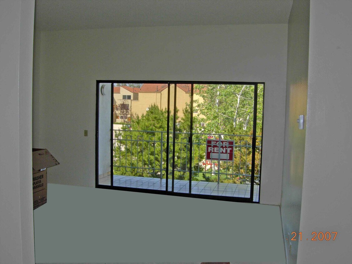 8310 Regents Rd, San Diego, CA 92122 Condo for Rent in San Diego, CA