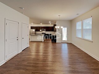 Foto del edificio - 217 Lake Vista Dr