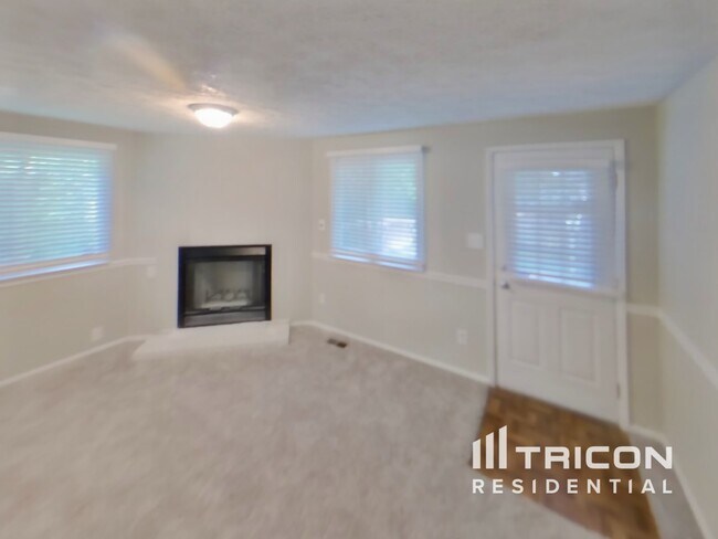 Foto del edificio - 7610 Fairbanks Ct