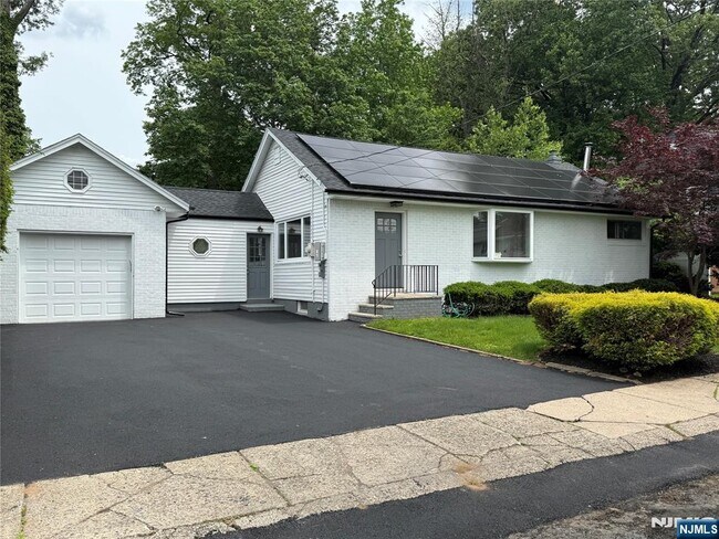 Foto del edificio - 41 Woods Ave