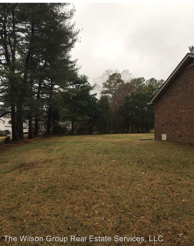 Building Photo - 507 Mansion Ct