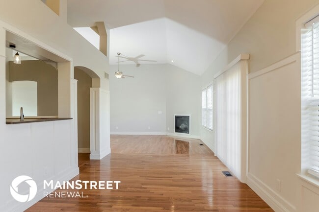 Building Photo - 1113 Fox Run Trail