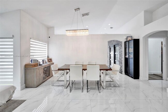 Photo - 4955 SW 33rd Ave House