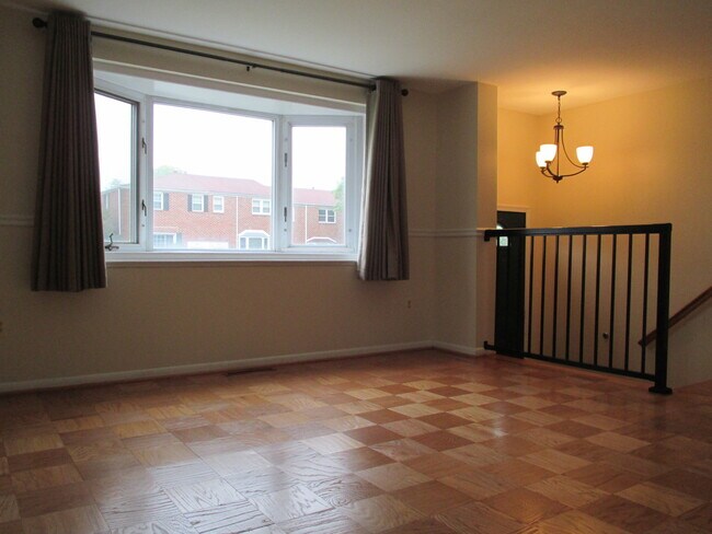 Foto del edificio - 3 Bedroom EOG Townhome in Maiden Choice