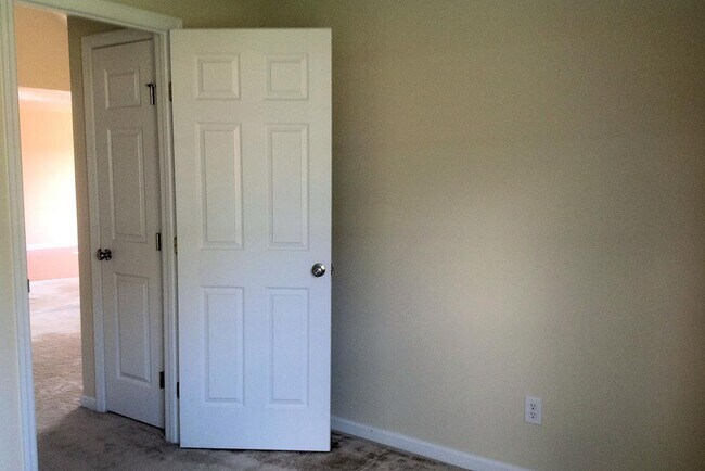 Foto del edificio - 220 Ansley Way