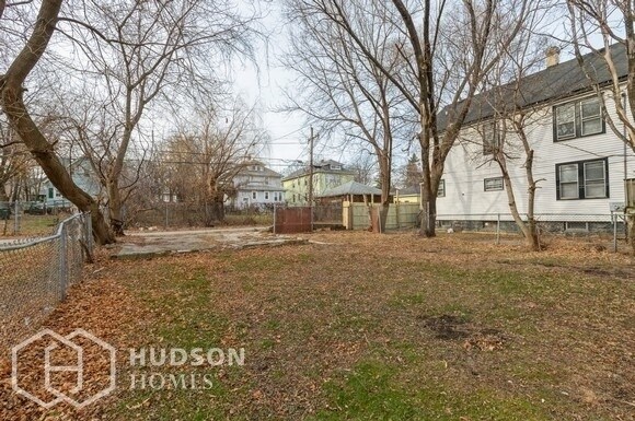 Building Photo - AVAILABLE NOW! - 910 S MARTIN LUTHER KING ...