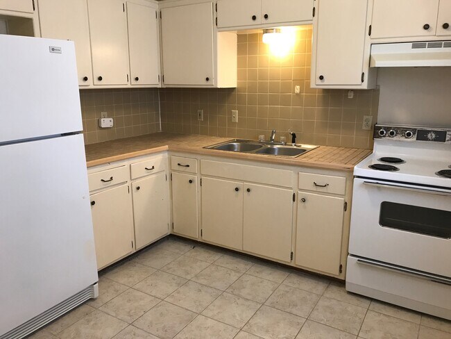 Foto del edificio - 1340 E McDaniel St