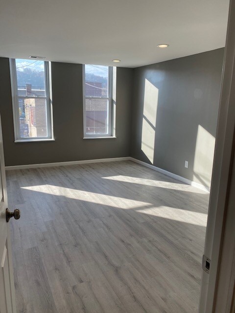 Foto del edificio - 918 Main St