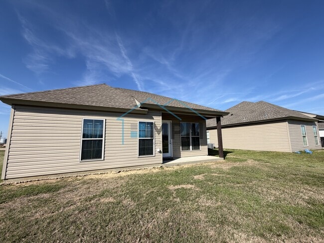 Building Photo - 492 Cliff Bullock Dr