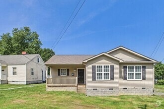 Building Photo - 1011 Huffine Mill Rd