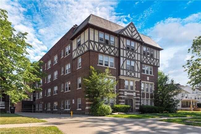 Building Photo - 12206 Clifton Blvd