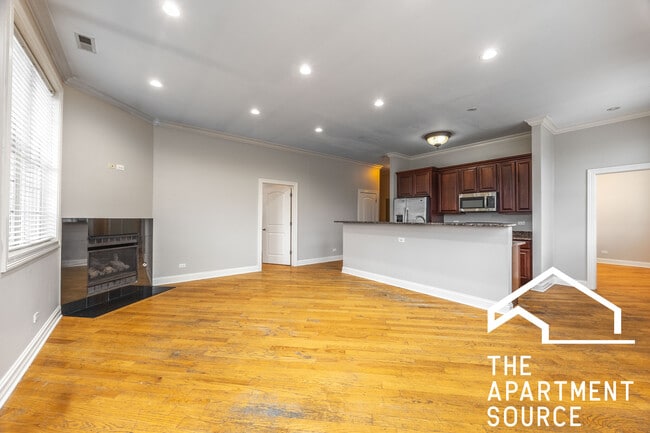 Foto del edificio - 2332 W Morse Ave