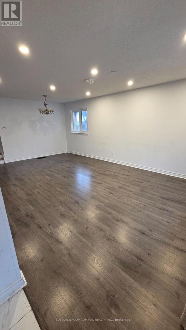 Photo du bâtiment - 42 Donnacona Crescent